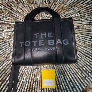 Marc Jacob The Tote Bag